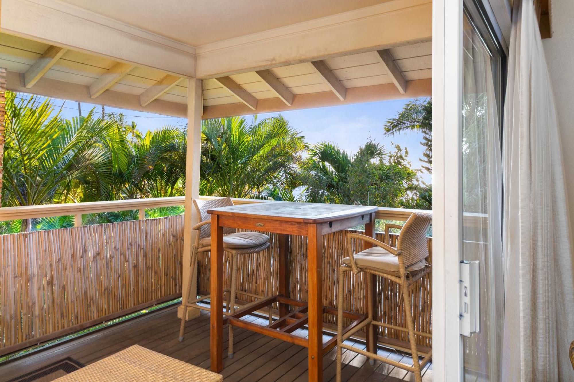 Plumeria Suite, 2-Bedrooms, Sleeps 6, Pool & Bbq, Pre-Renovation Summer Sale Kihei Extérieur photo