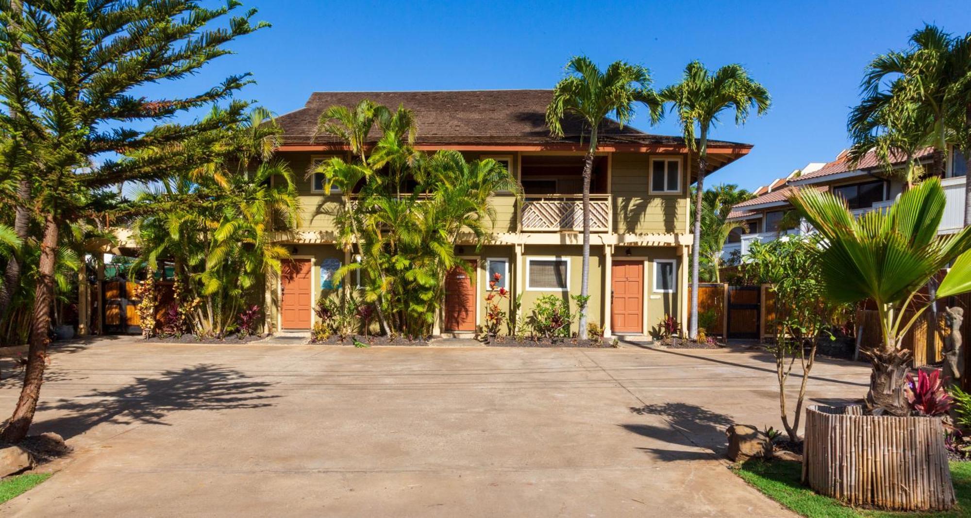 Plumeria Suite, 2-Bedrooms, Sleeps 6, Pool & Bbq, Pre-Renovation Summer Sale Kihei Extérieur photo